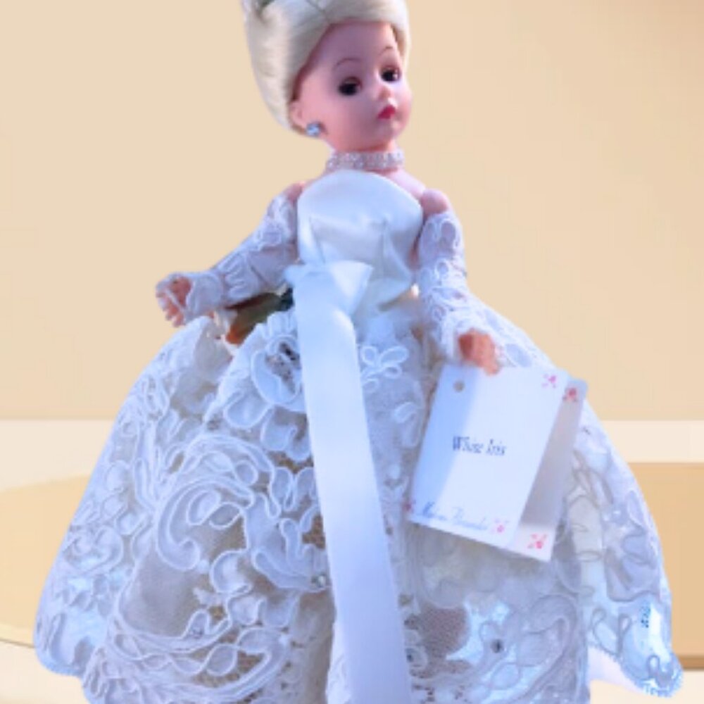 1998 Madame Alexander "White Iris" Doll PRISTINE in Box, Vintage Collectors Item